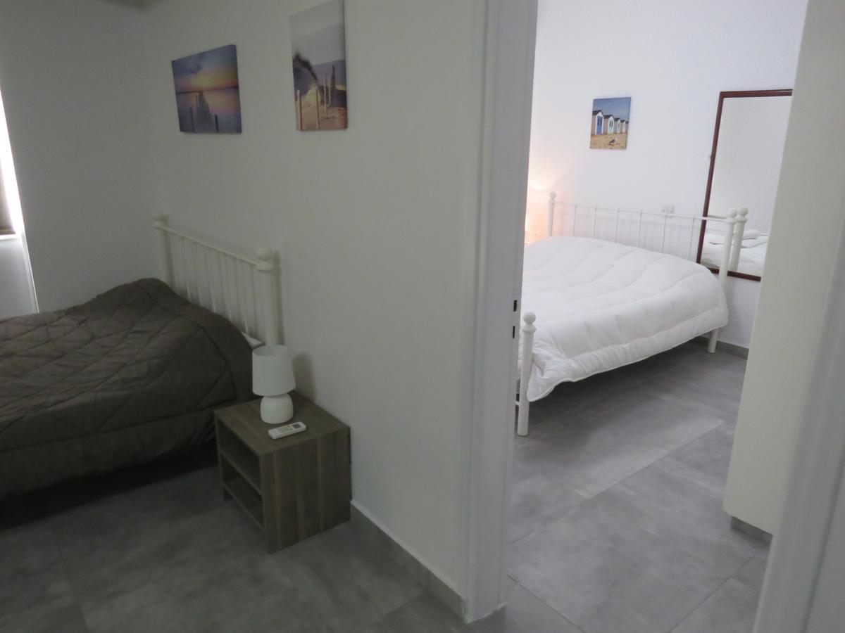 Adonis Apartment パ フォス エクステリア 写真